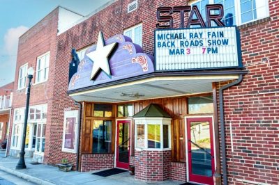 Photo of the Star Theatre building from the outside.